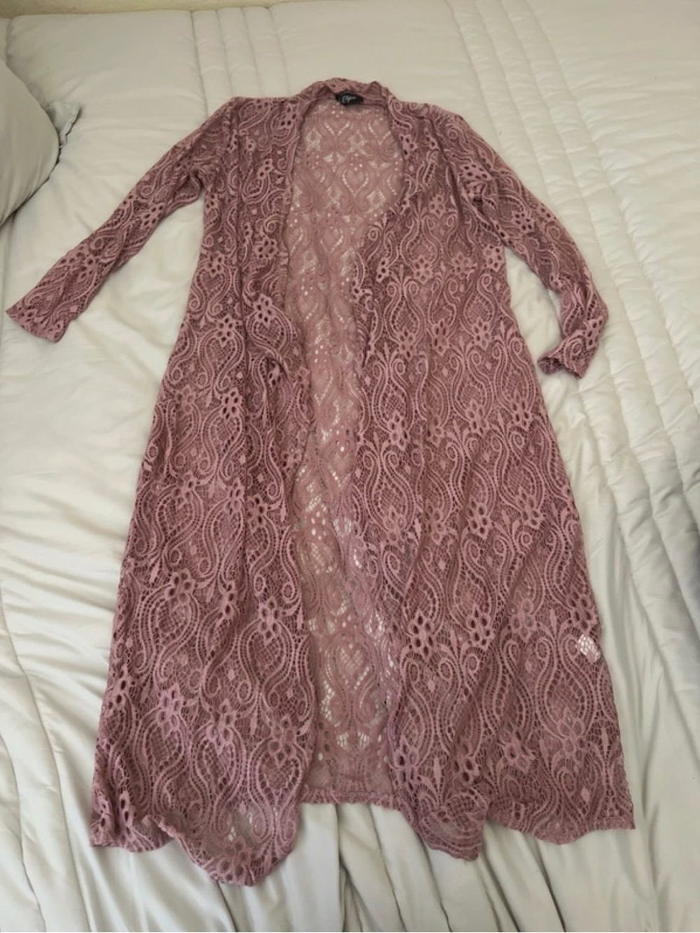 Long Lace Open-Front Cardigan in Dusty Pink